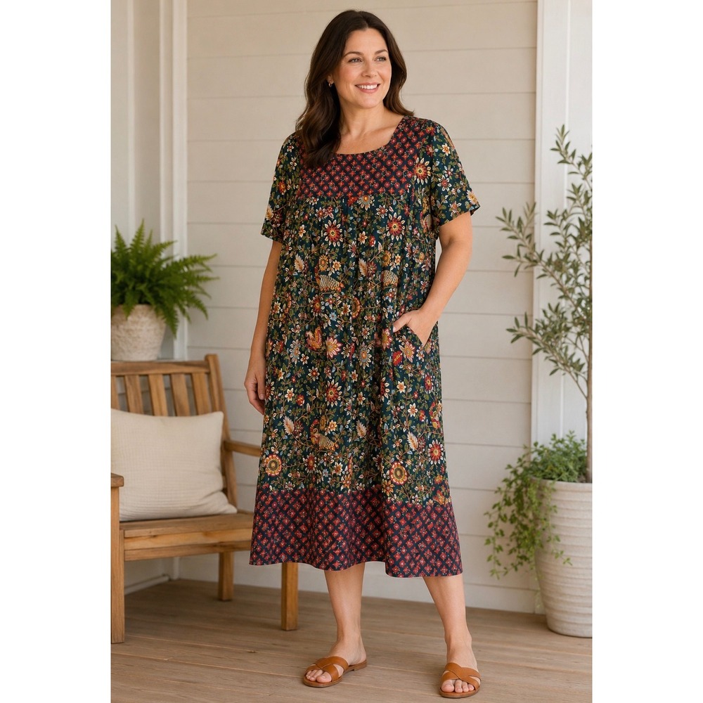 Expressions Catalog Peacock Floral Boho Rayon Maxi Dress XL
Pockets porch dress